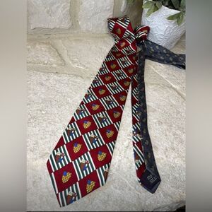 Oscar de la Renta 100% silk crest necktie